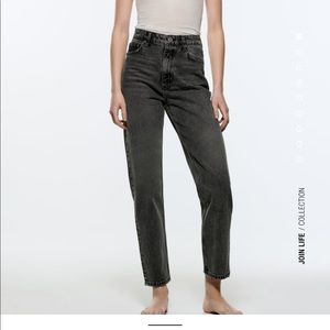 ZARA: Black ZW The 90’s Mom Fit Jean. NEW. NOT WORN.